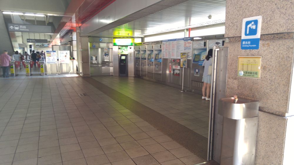 MRT 圓山（Yuanshan）駅 (捷運 圓山站)の写真3