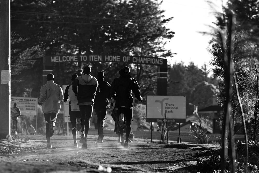 イテン - ホーム・オブ・チャンピオンズ