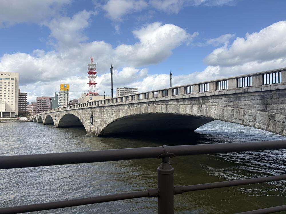 新潟駅から「にいがた2km」を往復