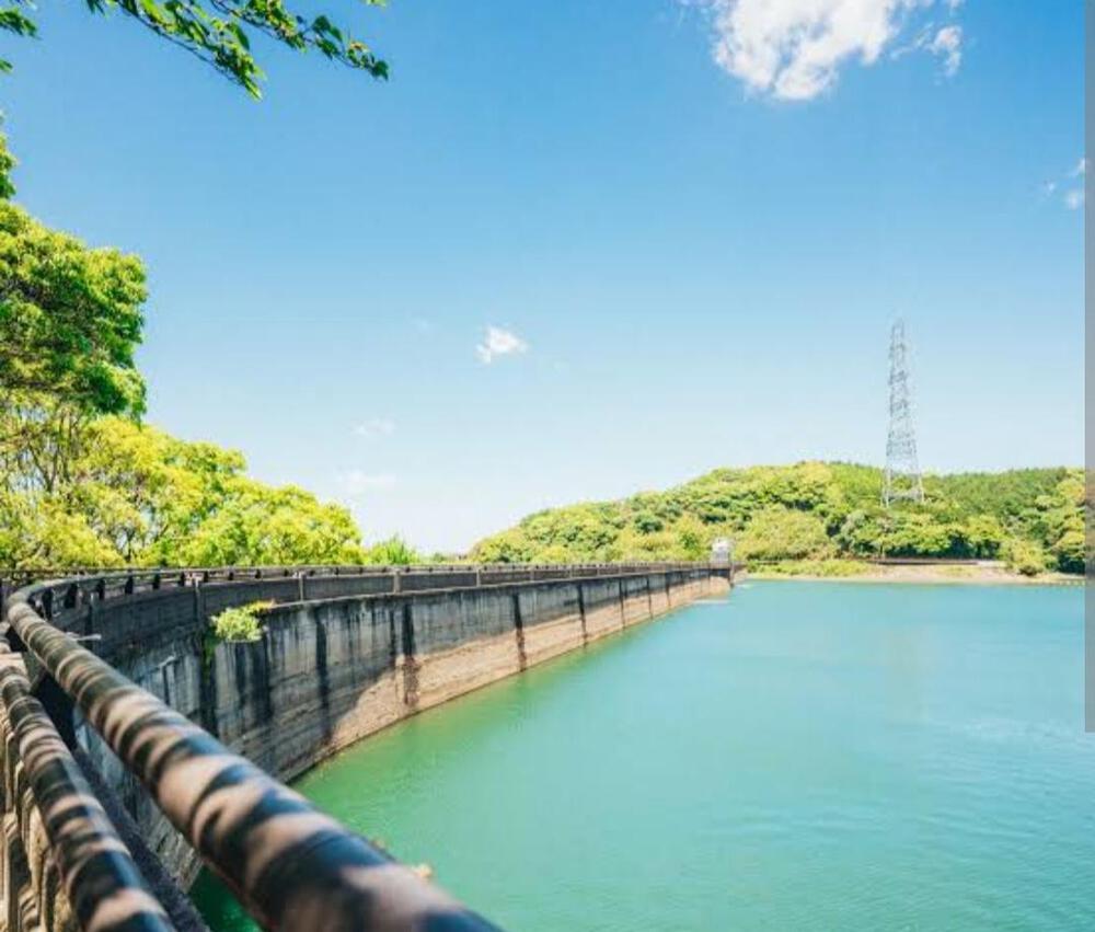 貯水池を1周朝の爽快ランニングコース