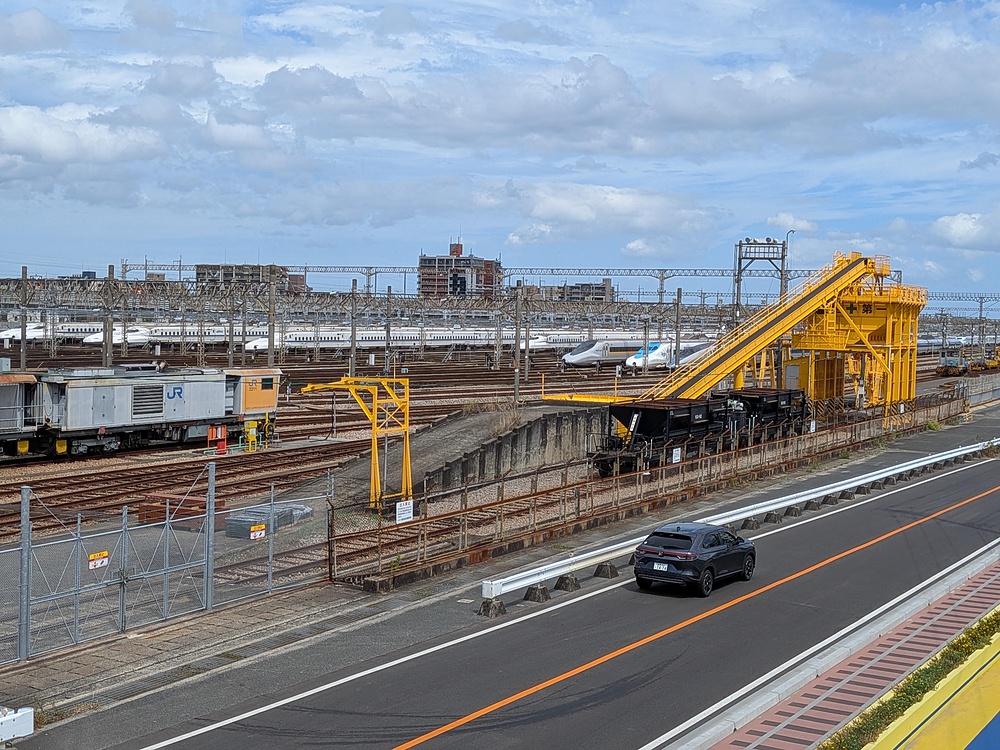 博多南駅〜自衛隊基地〜新幹線が見える丘
