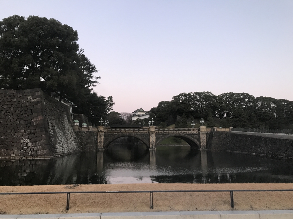 新国立競技場と五輪遠ゴールに皇居内堀通りランの写真7