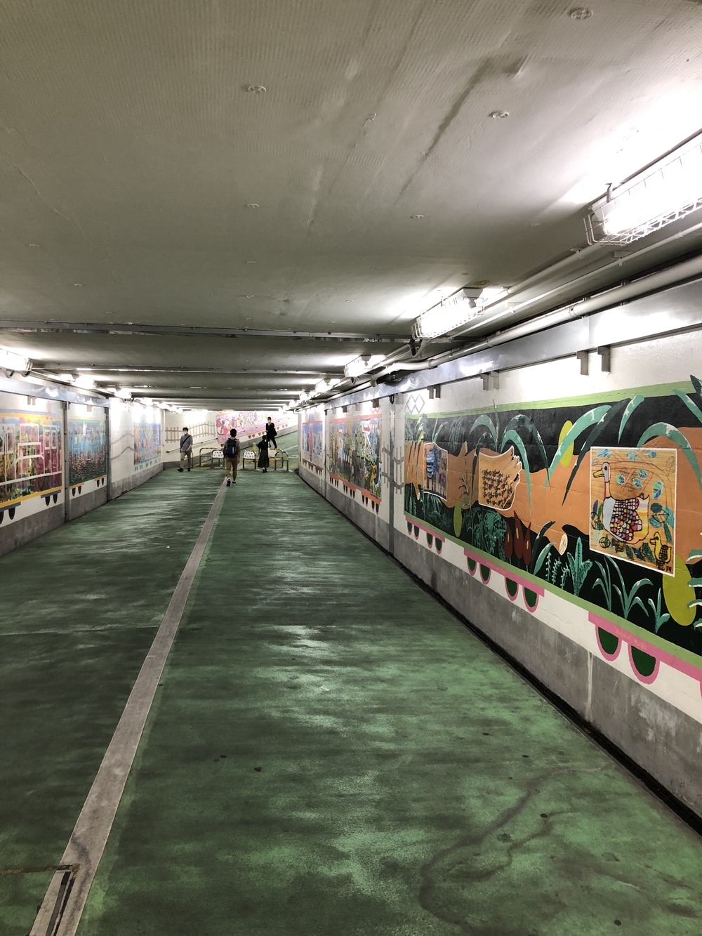 立川駅からハケ沿いを走り、銭湯、立ち飲みで締めるコースの写真3