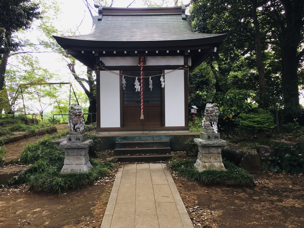 多摩丘陵の２つの神社に参拝できるアップダウンのあるハーフコースの写真5