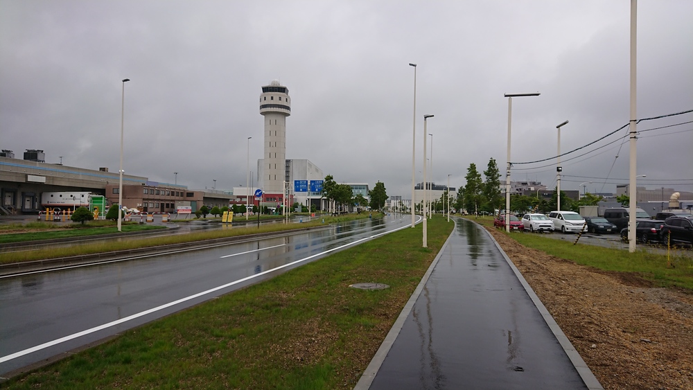 フライト前にの写真3