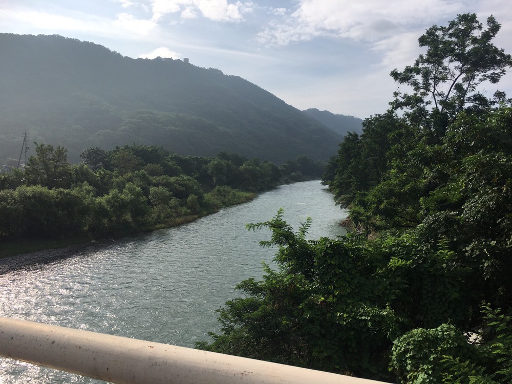 松本市を一望できる、松本城・アルプス公園「まきばの丘」コースの写真8