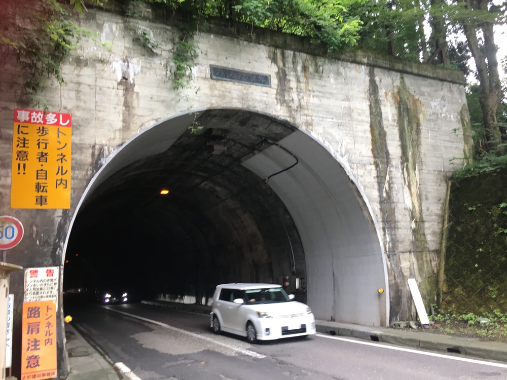 超危険！もう二度と走りたくない、恐怖の暗闇トンネルランコースの写真3