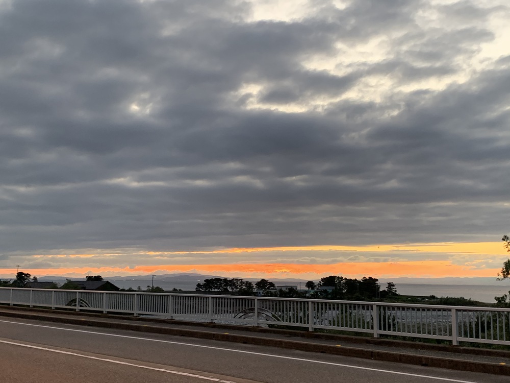 なめりかわ　立山連峰一望海の道　コースの写真3