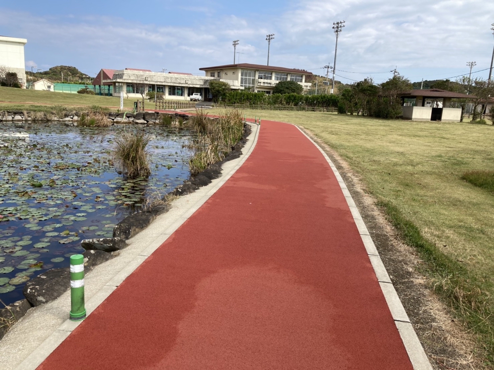 タータンの1km周回コースの写真9