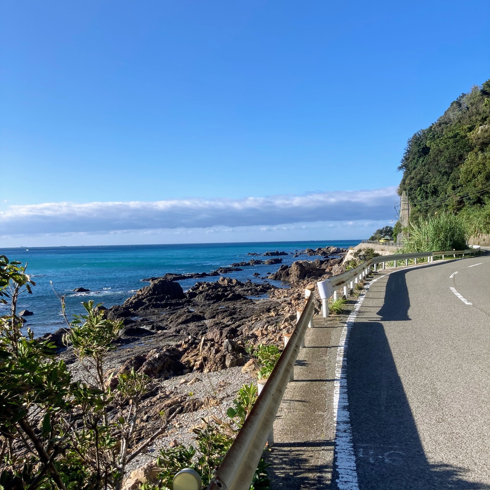 海沿いのゆるやかアップダウンの写真6