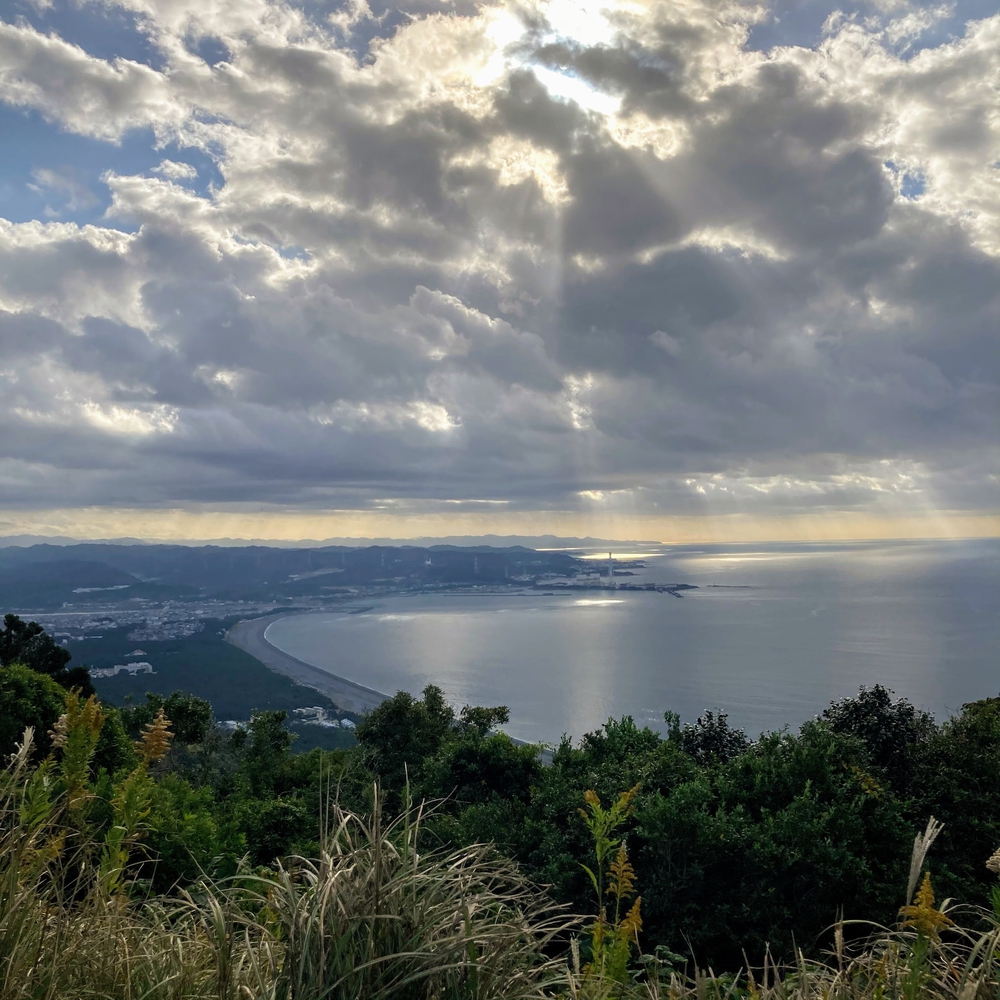 キツすぎるハイキングコースの写真17