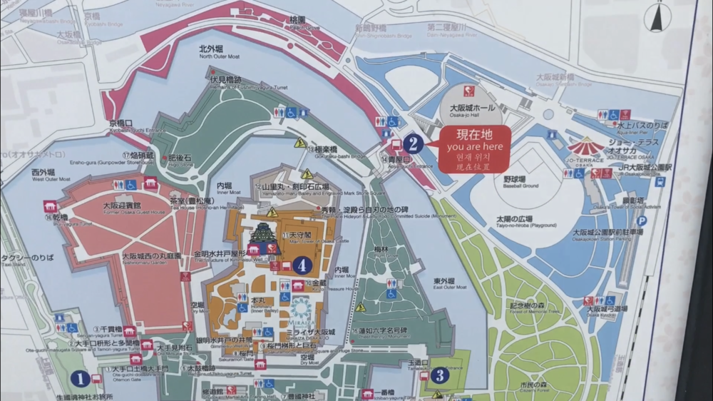 都会の中の空中トラック～大阪城公園の写真14