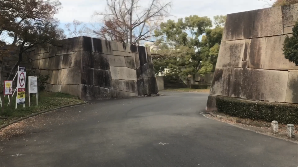 都会の中の空中トラック～大阪城公園の写真16