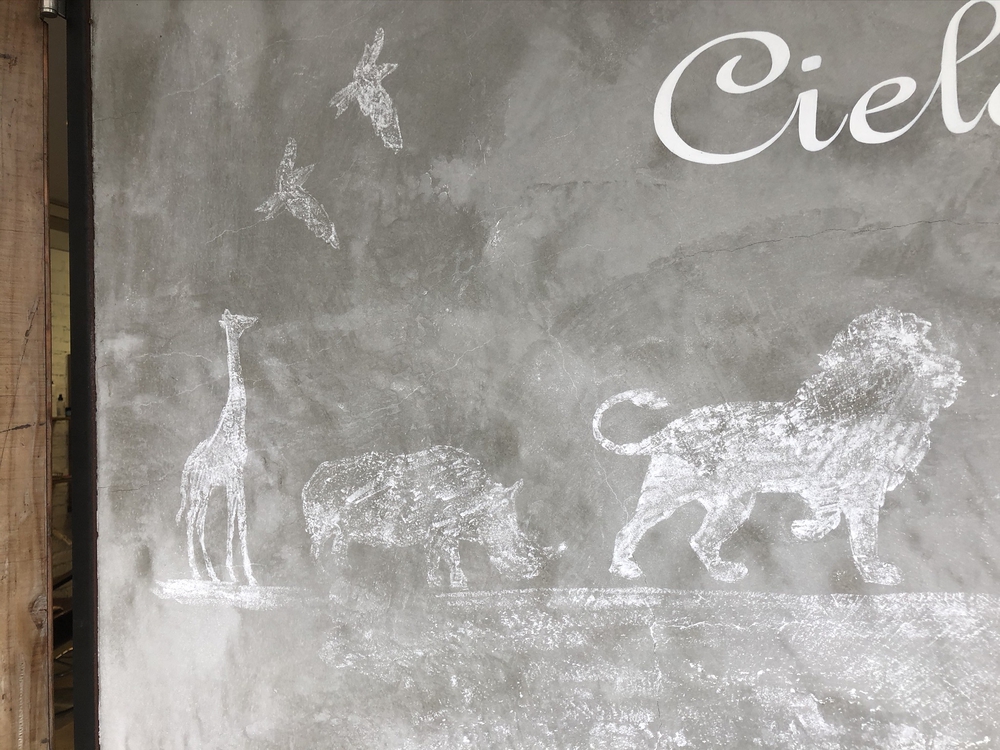 西荻窪でキリンの写真3