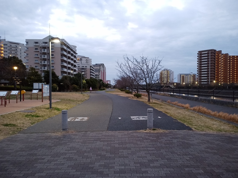 川沿いランで浦安の海まで。の写真5