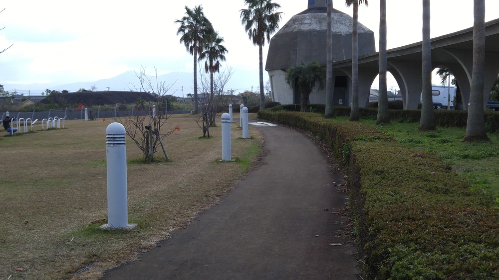 建築を見に行くラン：指宿 ふれあいプラザなのはな館の写真7