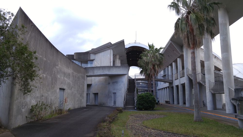 建築を見に行くラン：指宿 ふれあいプラザなのはな館の写真8