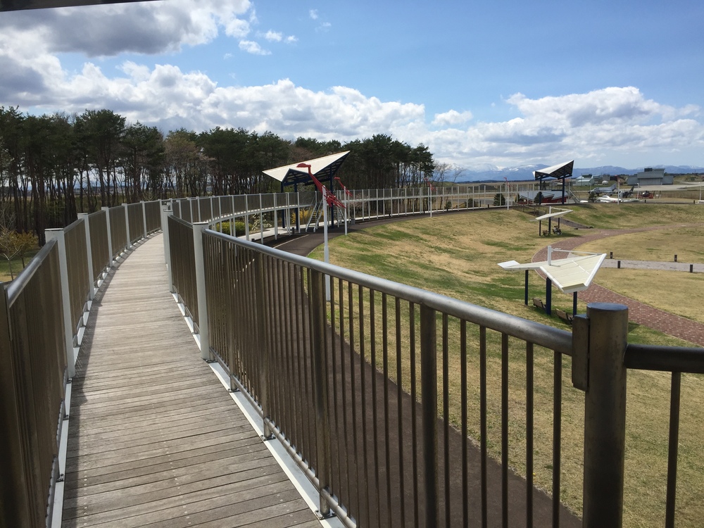 飛行機の街だから空が広いっ何処までも続く地平線！だけど北海道ではナイドウの写真11