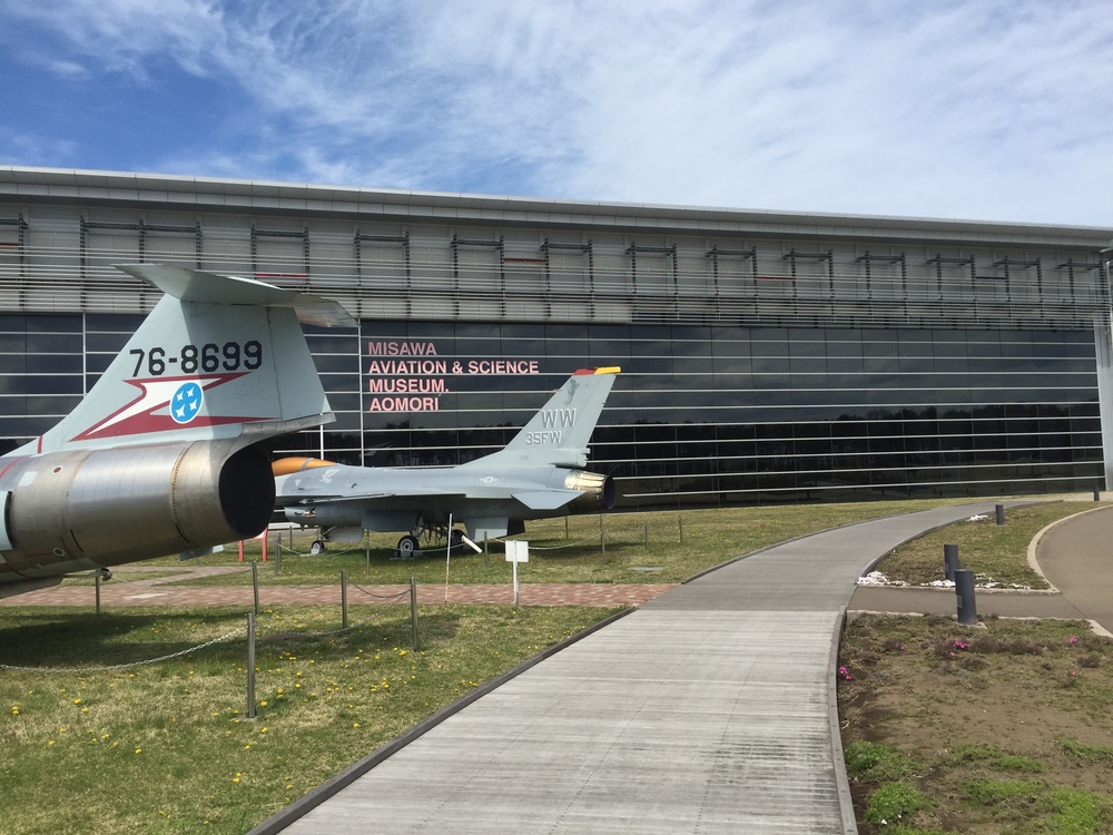 飛行機の街だから空が広いっ何処までも続く地平線！だけど北海道ではナイドウの写真14