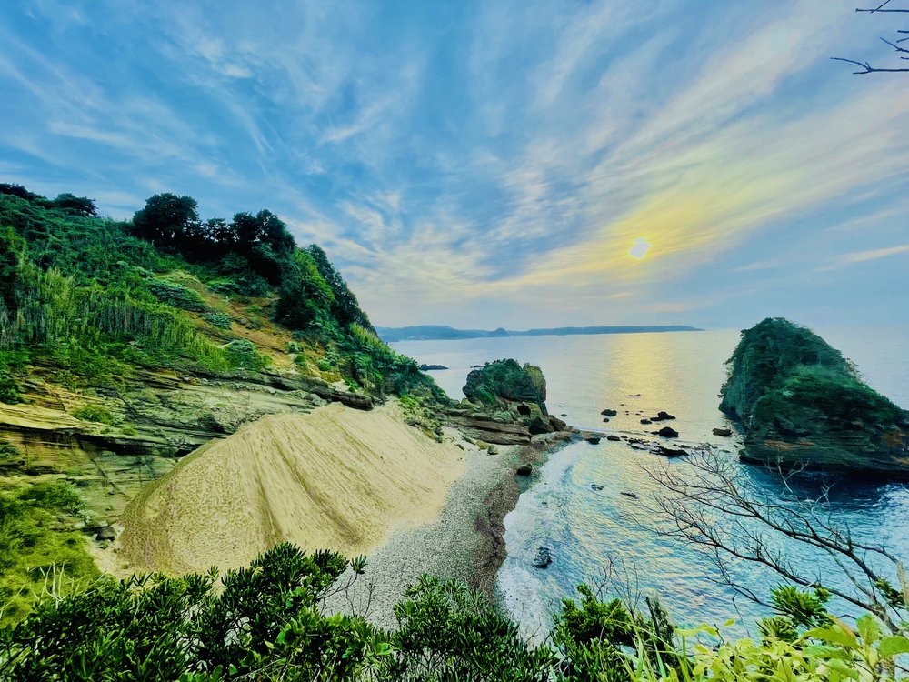 南伊豆の神秘の洞窟「龍宮窟」と奇岩群「タライ岬」を巡るトレランの写真16