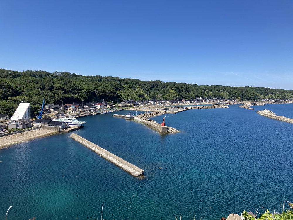 日本海と海底火山が織りなすジオパーク「飛島」一周の写真3