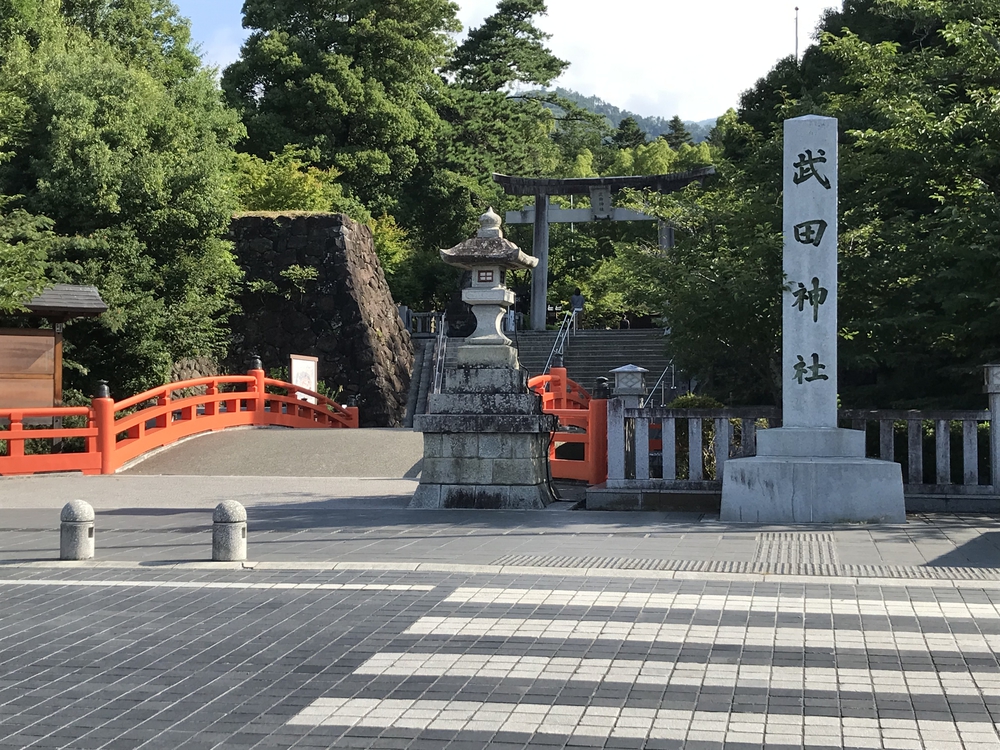 武田神社へGO!の写真5