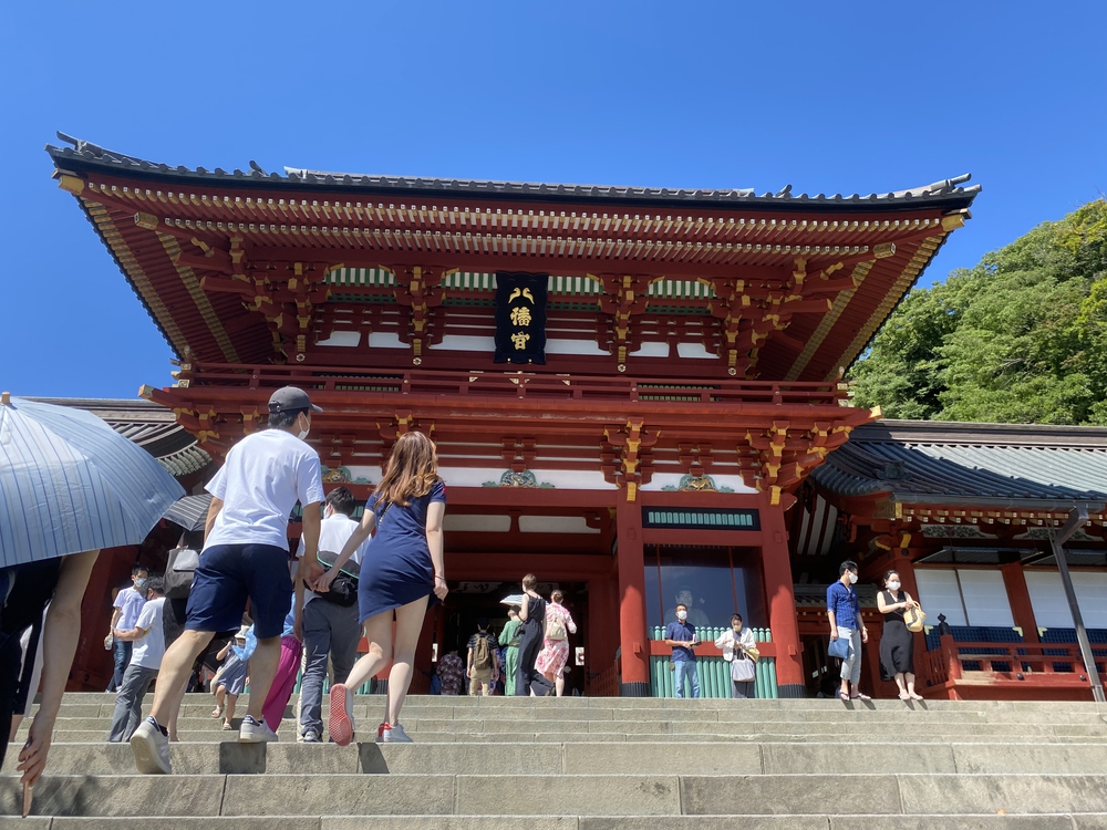 鎌倉の観光と神仏を楽しむ〜江ノ電極楽寺駅、御霊神社、鎌倉大仏、鶴岡八幡宮〜の写真3