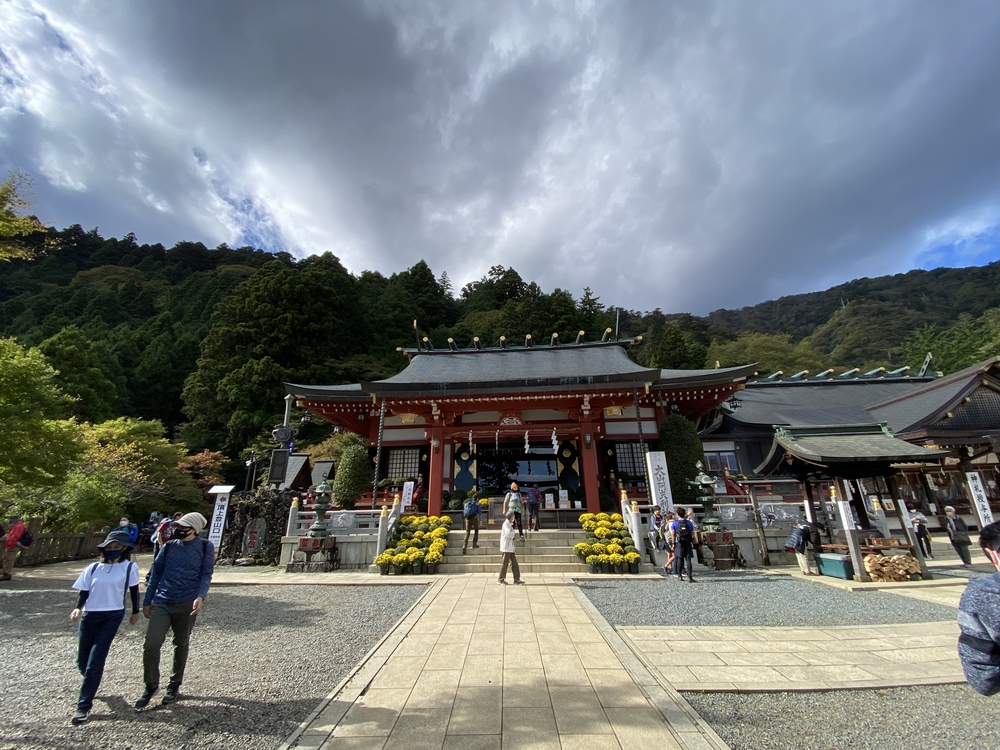 秦野駅発、大山経由、鶴巻温泉駅行きの写真4