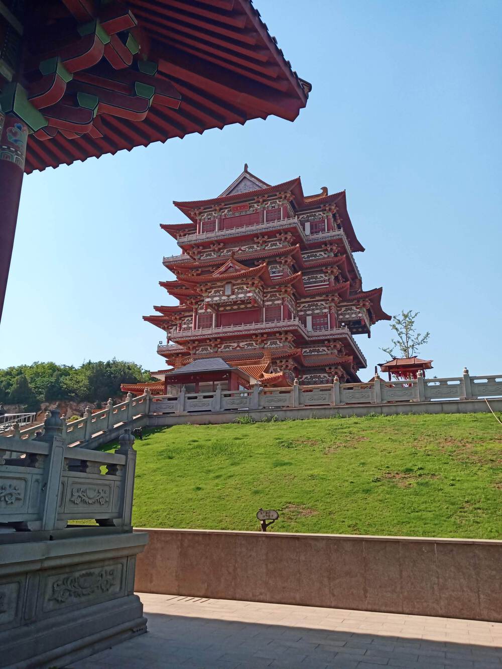 中国　徐州市　宝蓮寺訪問の写真5