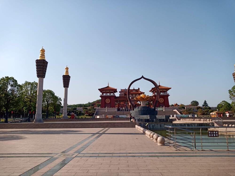 中国　徐州市　宝蓮寺訪問の写真14