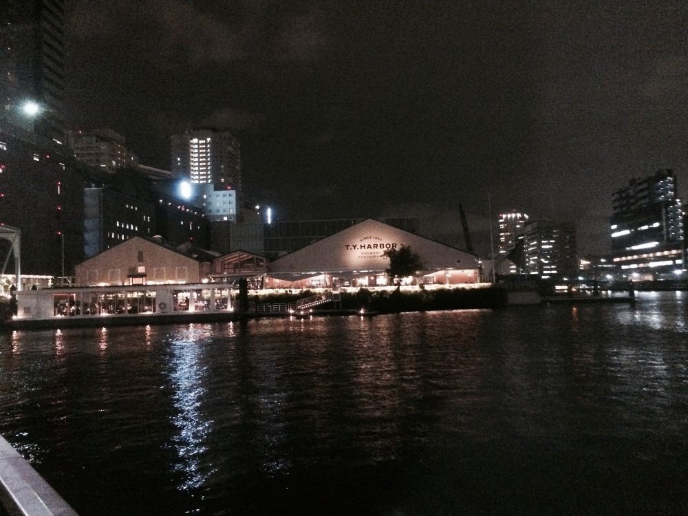 品川運河沿い夜景ランからのビール＆肉の写真4