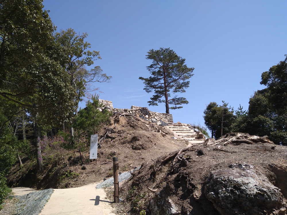 津和野城跡、太鼓稲荷神社を巡るプチトレランの写真6