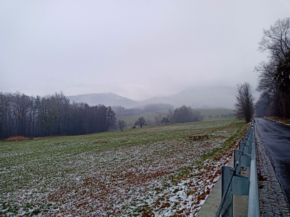 チェコ　ロジュノフ　遺跡を回るコースの写真12