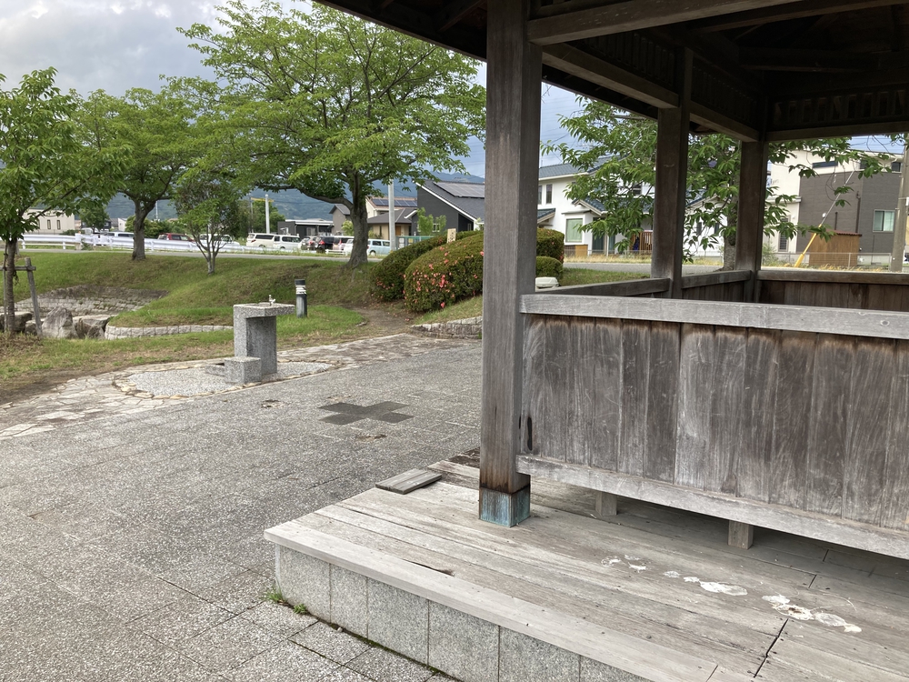 【河畔公園】多布施川沿いの木陰コースの写真9