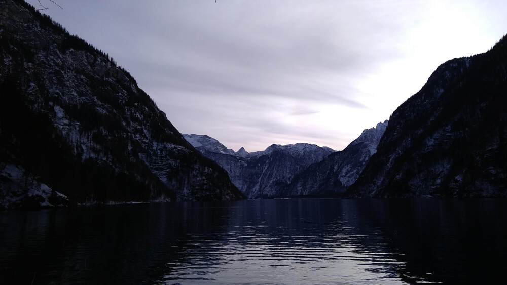 ベルヒテスガーデン国立公園　ケーニヒス湖沿いのスノートレイルの写真9