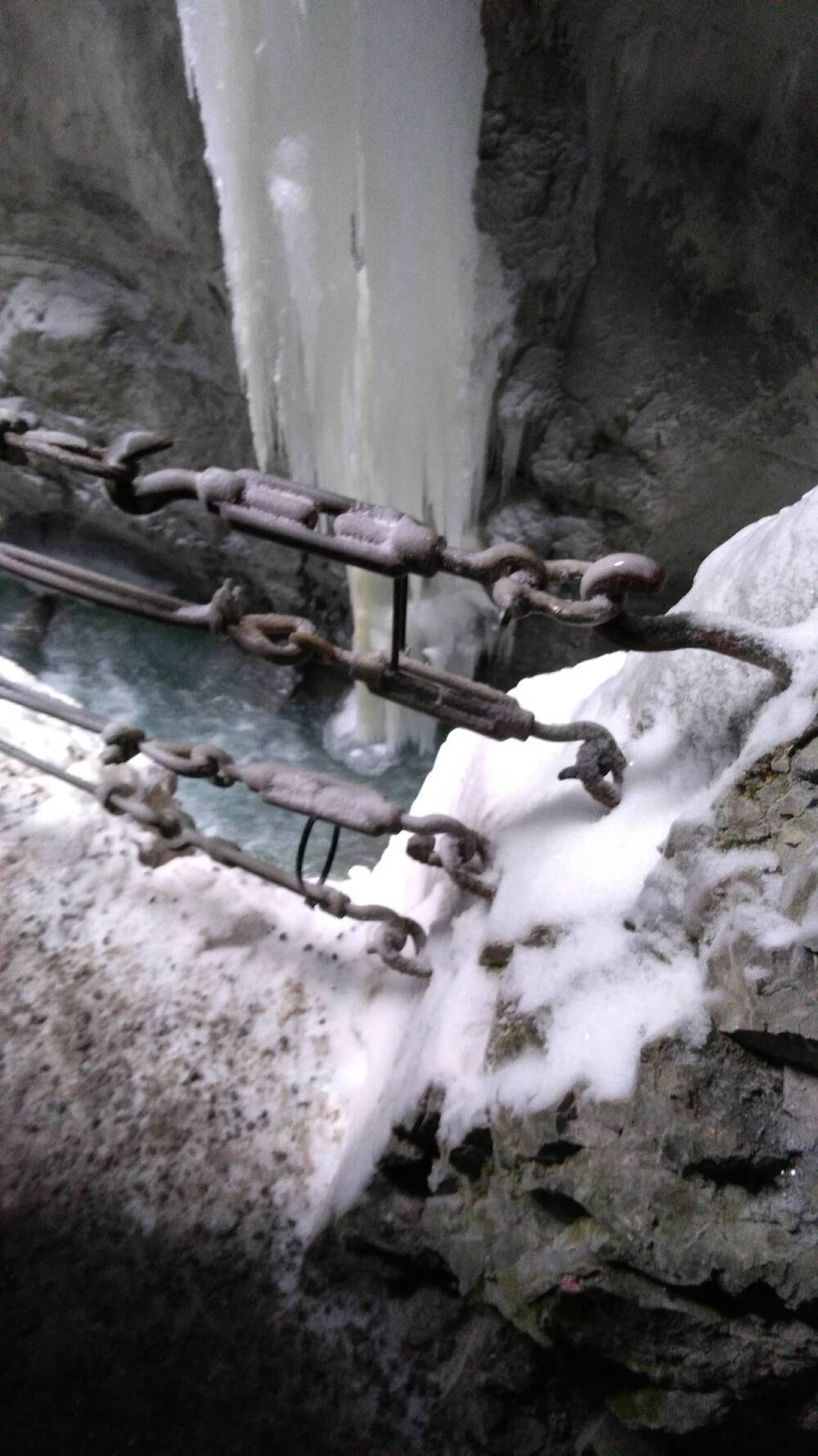 ガルミッシュ＝パルテンキルヘン　パートナッハ渓谷の往復の写真7