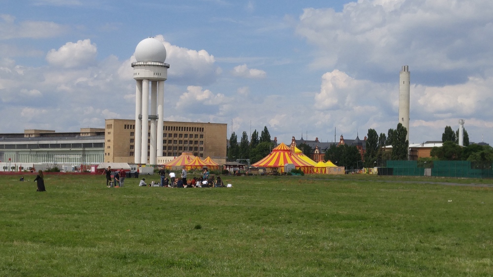 空港ラン！歴史に名を留める廃港：ベルリン・テンペルホフ空港の写真10