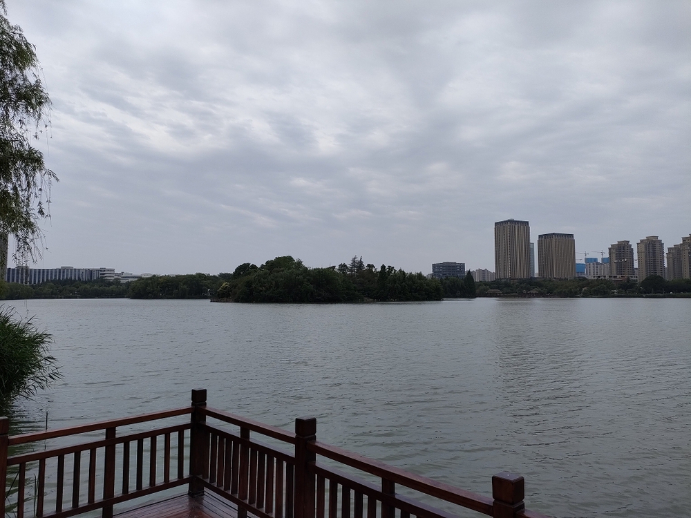 中国　徐州市 ヨーロッパ風湖沿いの写真8