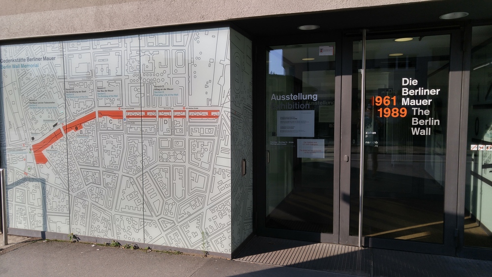 ベルリンの壁があった道：ベルリン・ベルナウアー通りの写真6