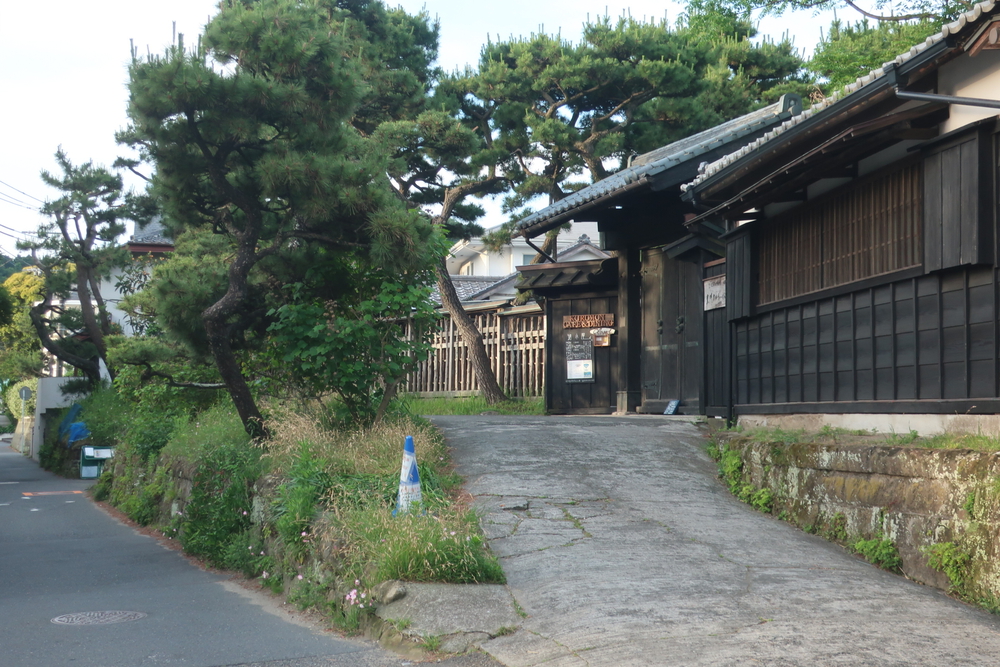 逗子旅　海岸＆文学碑を楽しむコースの写真11