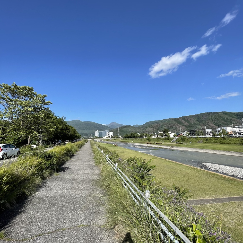 展望爽快！松本駅から弘法山古墳への写真5