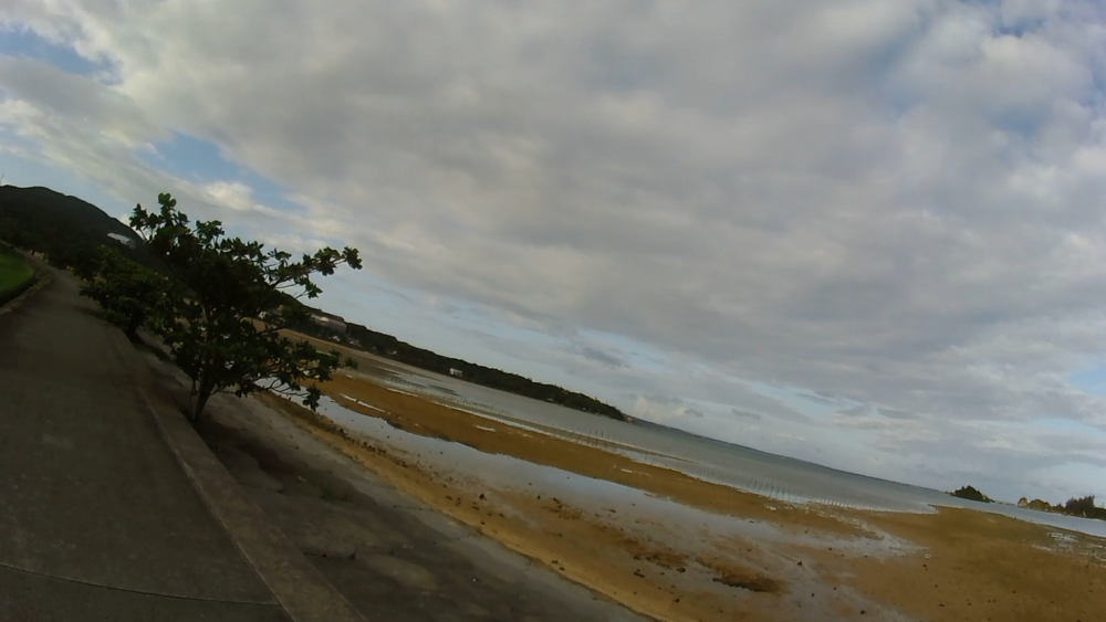 沖縄恩納村万座ビーチ周辺を10キロランニングの写真6