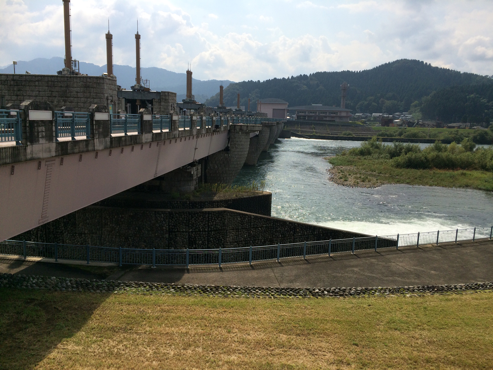 九頭竜川沿いを走るコース景色も良く休日の早朝に走るのがオススメです。の写真6