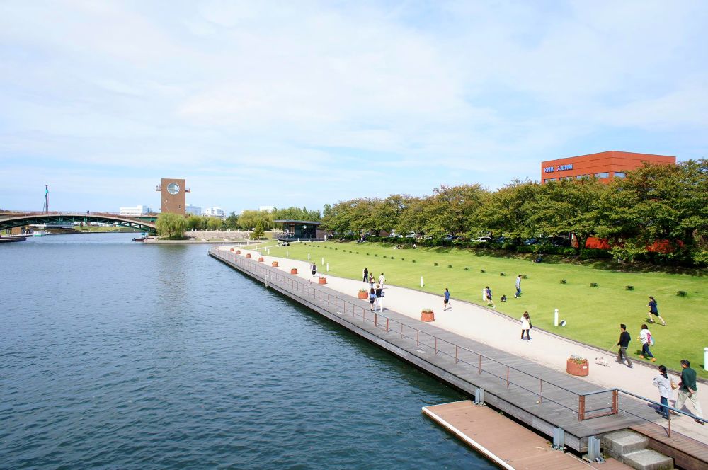 世界一美しいスターバックスがある道の写真4