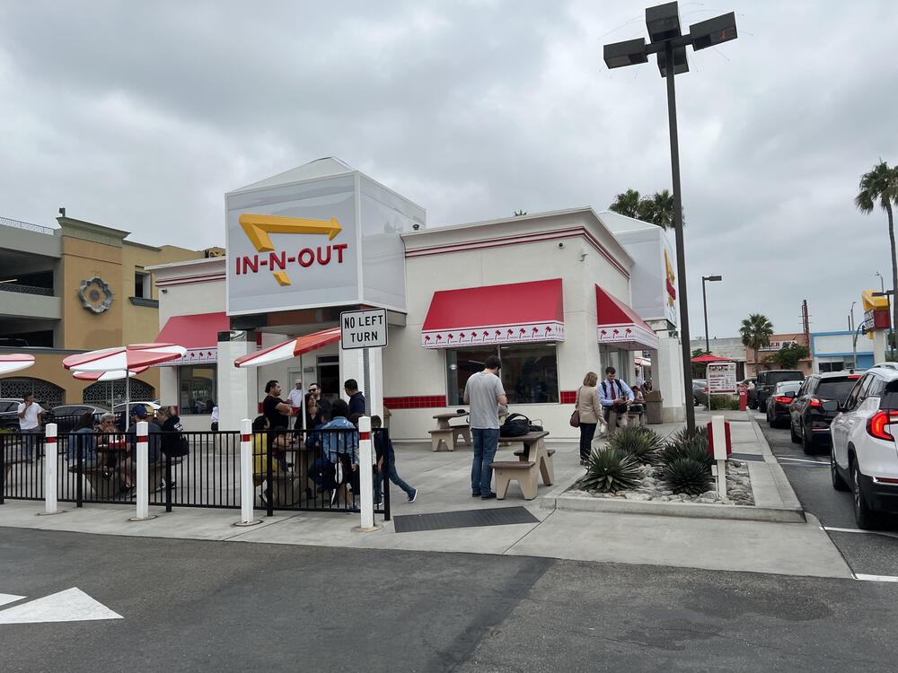 LAX発の飛行機が印象的な「プラヤ・デル・ビーチ」の写真7