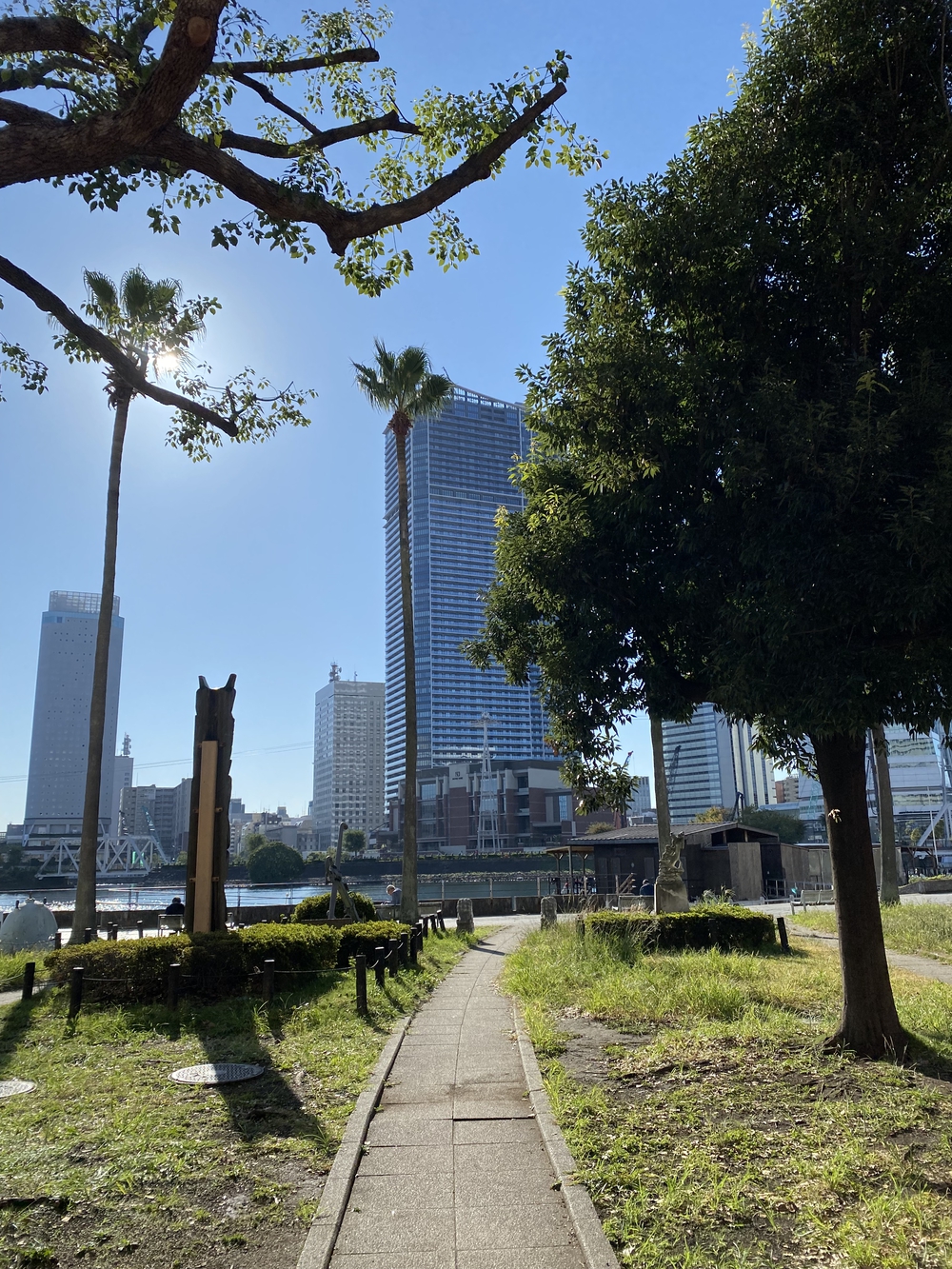 みなとみらいの５つの錨⚓️のモニュメントを巡るの写真14