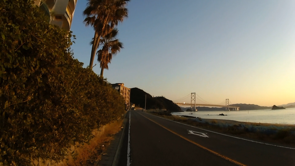 徳島県、瀬戸内海国立公園「鳴門」ダイナミックな潮流を望むランニングコースの写真4