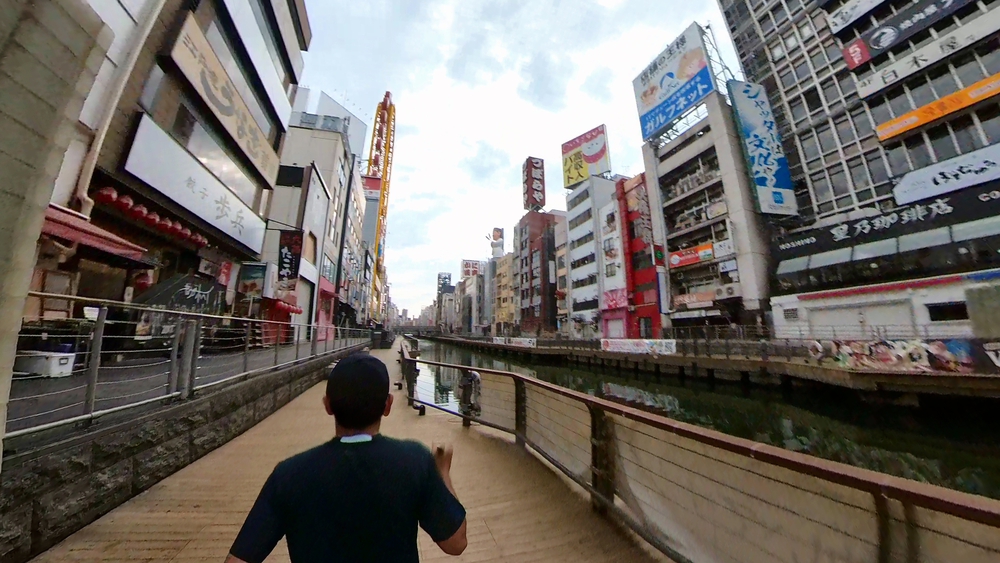 【大阪】夜には人外魔境になるミナミの道頓堀で爽やかな朝ランをキメるの写真5