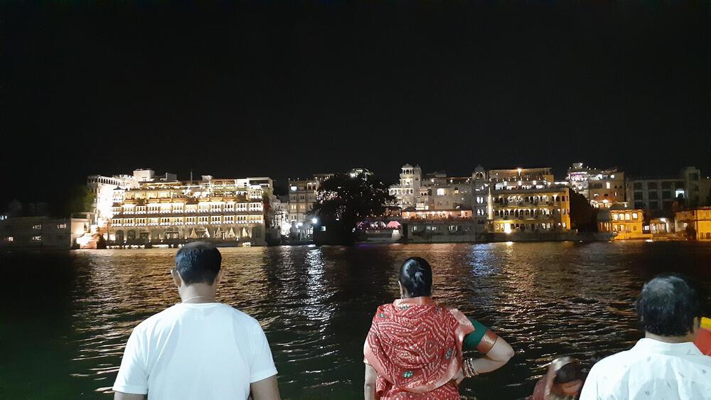 【インド】ホワイトシティと呼ばれる湖の街ウダイプール、ファテサガール湖という名のド・ローカル湖で決める朝ランの写真8