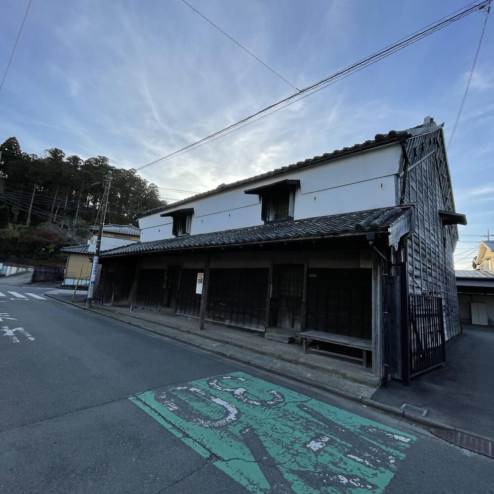 小江戸佐原の川岸の街並みと雄大な利根川河川敷の写真13